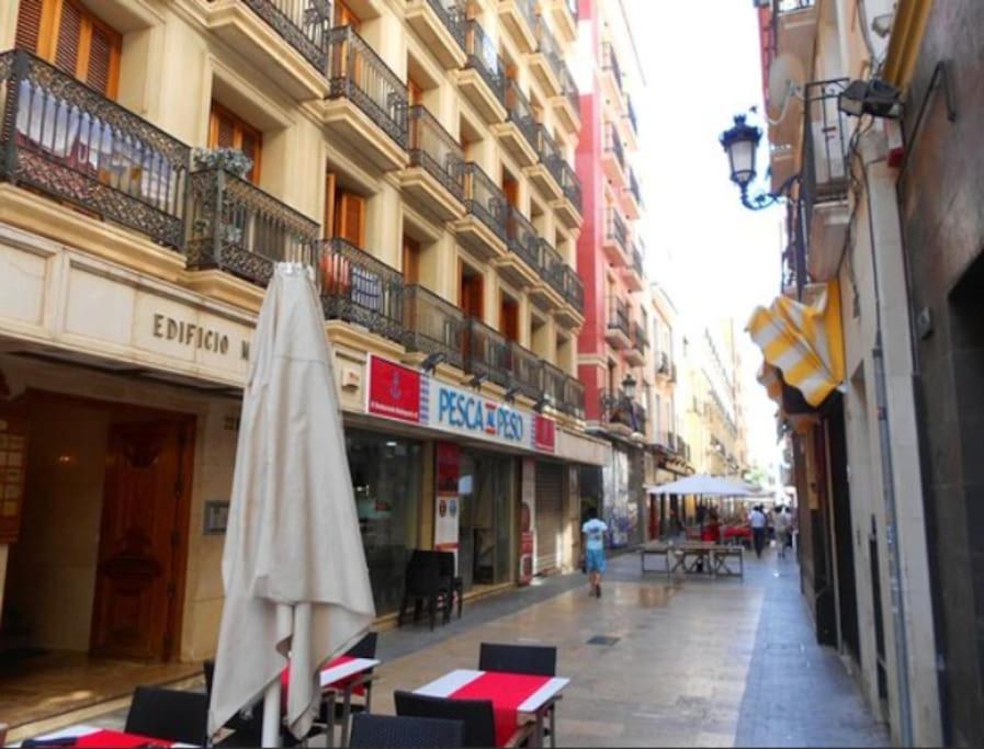 Calle Mayor Next To Beach Alicante Kültér fotó